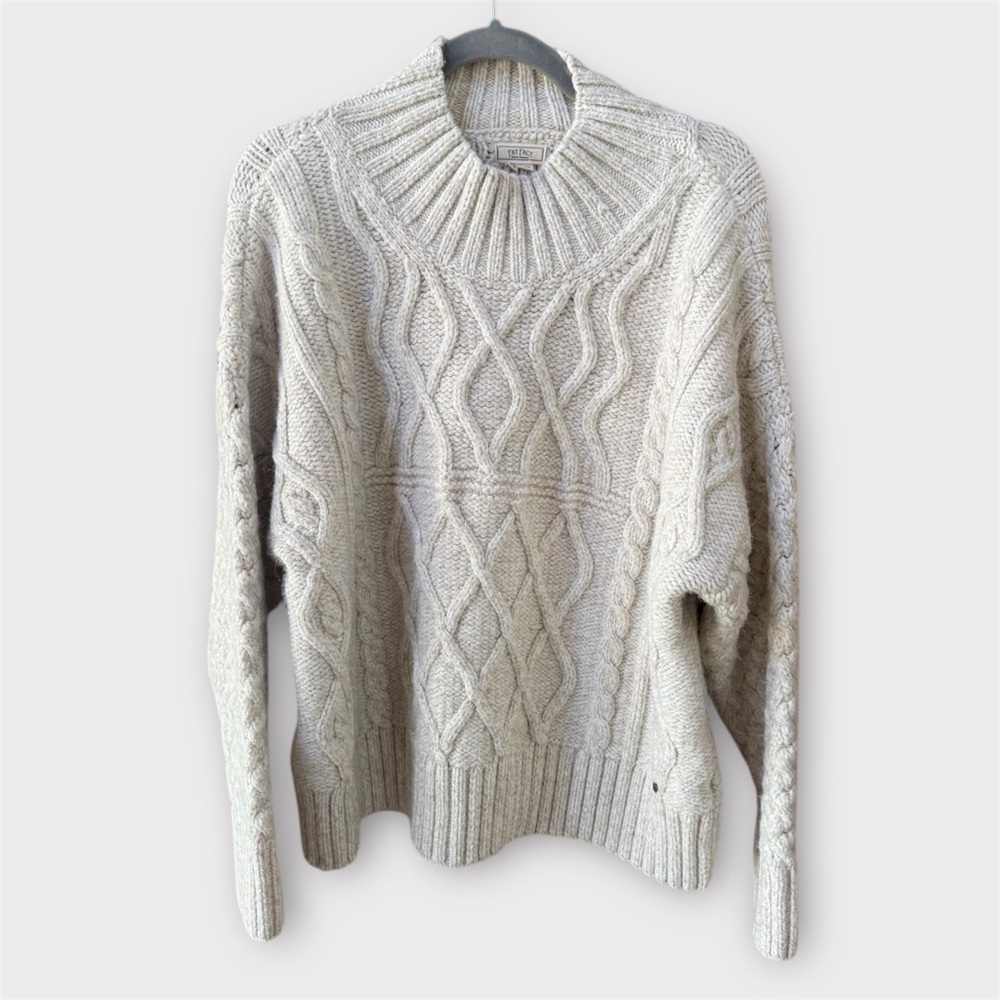 Fat Face Textured chunky Knit fisherman pullover long sleeve sweater